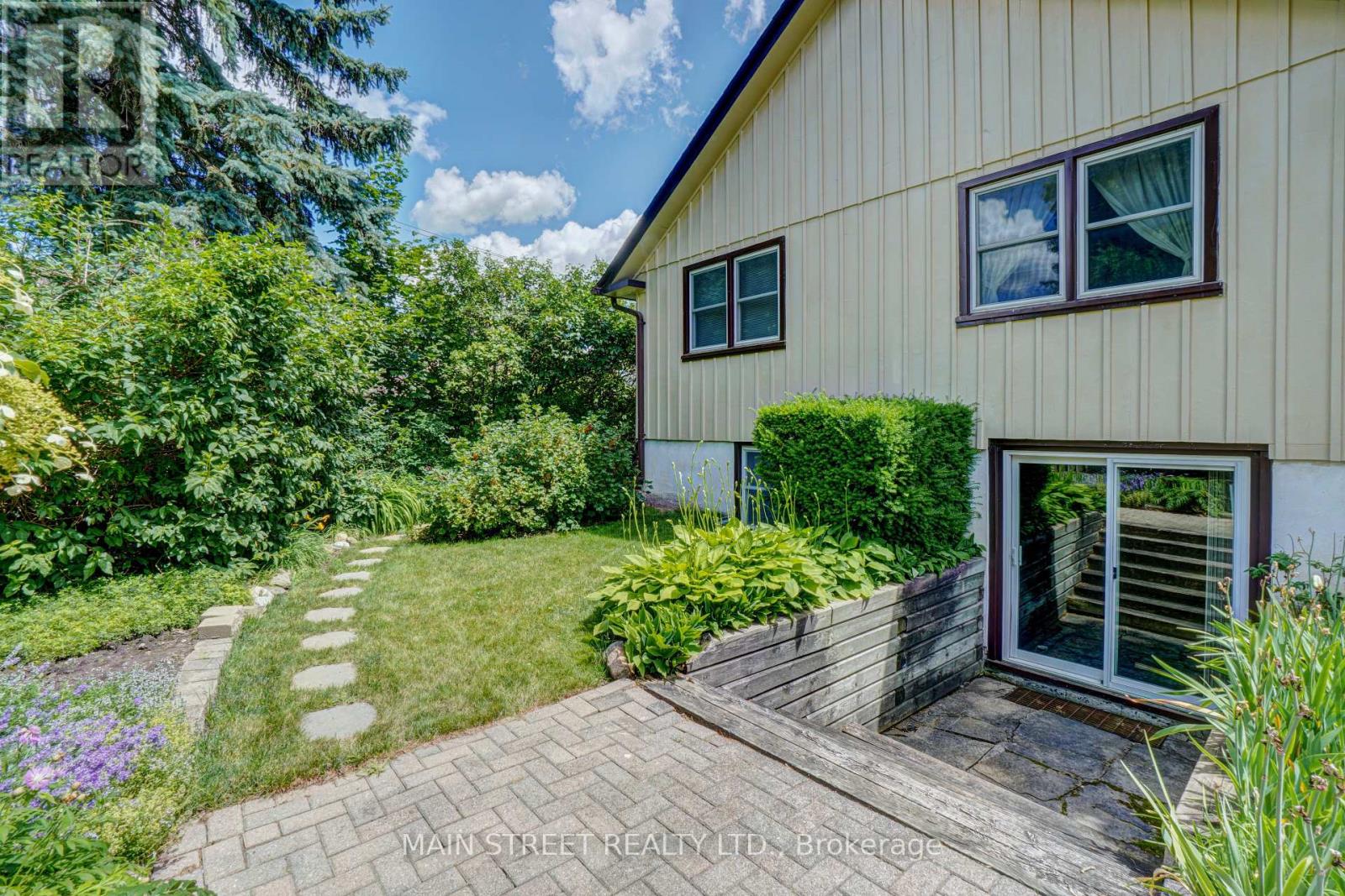 219 Second Street, Whitchurch-Stouffville, Ontario  L4A 1B9 - Photo 11 - N12387483