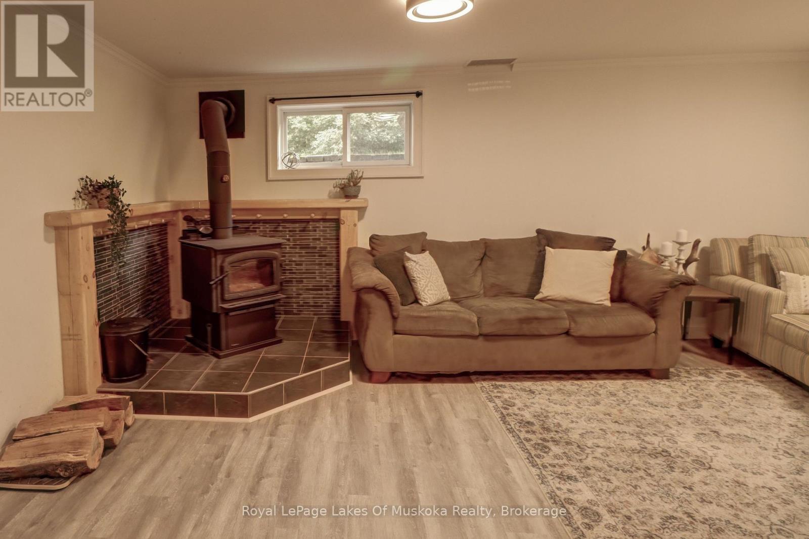 38 Florence Street W, Huntsville, Ontario  P1H 1V4 - Photo 27 - X12387517