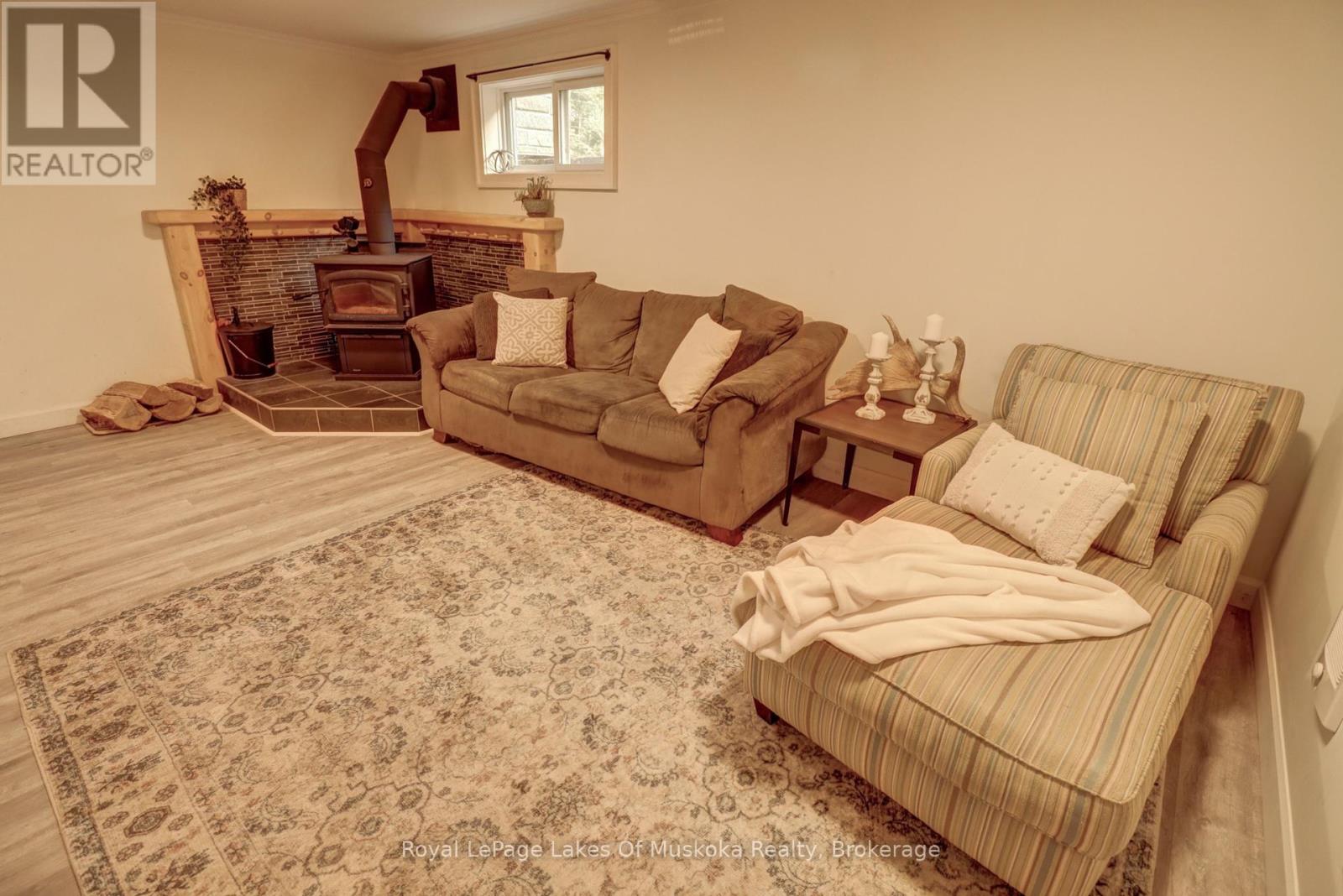38 Florence Street W, Huntsville, Ontario  P1H 1V4 - Photo 31 - X12387517