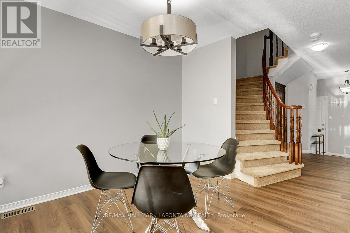 446 Lawler Crescent, Ottawa, Ontario  K4A 3Y3 - Photo 11 - X12387520