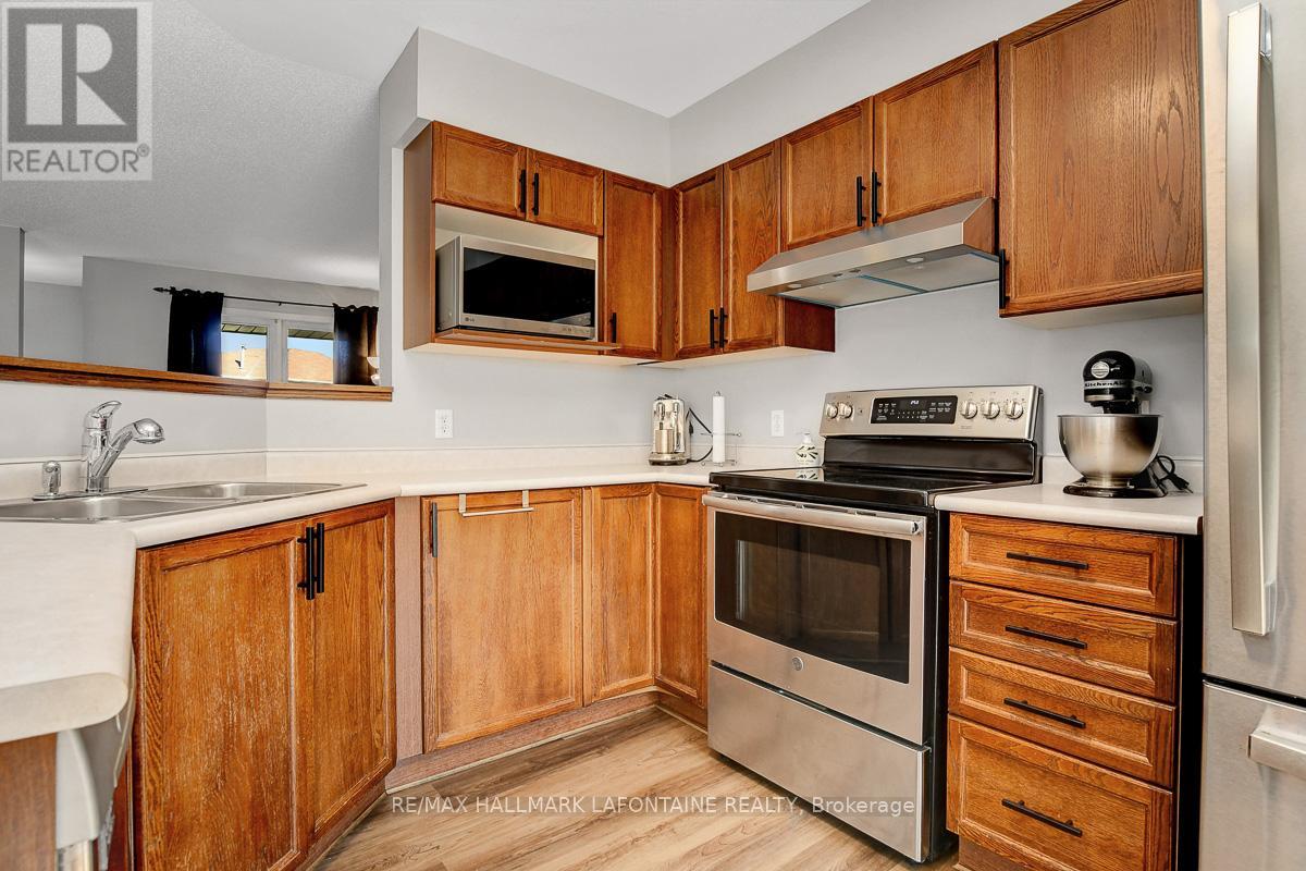 446 Lawler Crescent, Ottawa, Ontario  K4A 3Y3 - Photo 14 - X12387520
