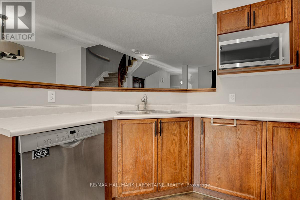 446 Lawler Crescent, Ottawa, Ontario  K4A 3Y3 - Photo 15 - X12387520