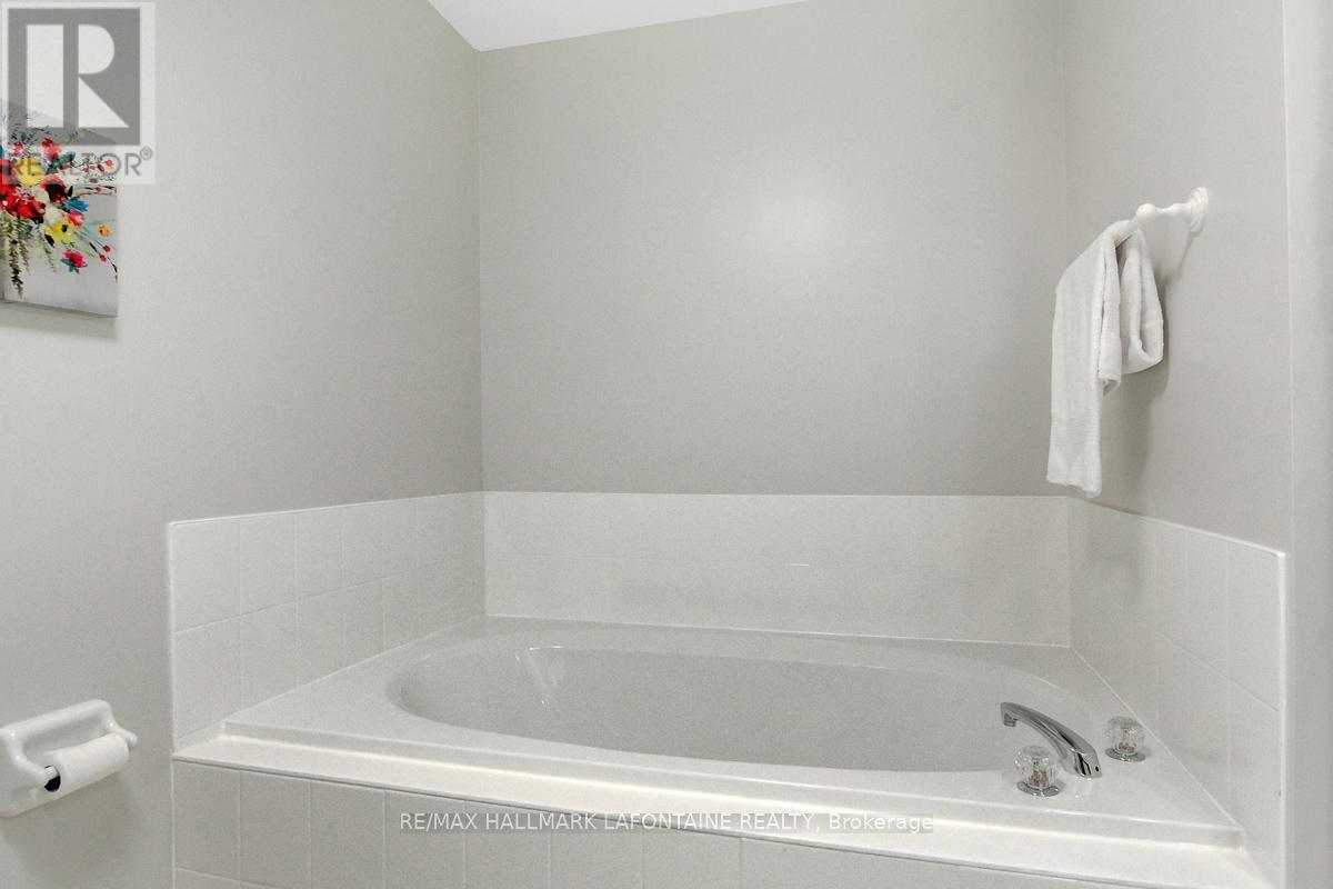 446 Lawler Crescent, Ottawa, Ontario  K4A 3Y3 - Photo 34 - X12387520