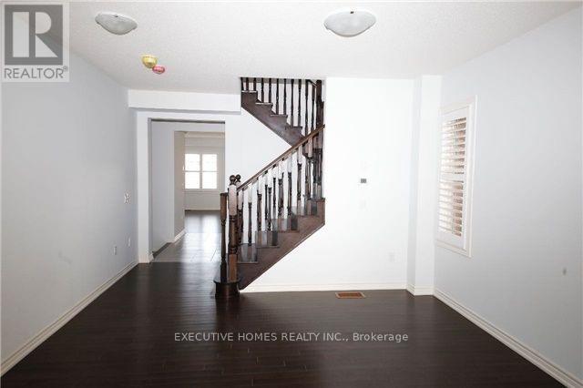 1457 Chretien Street, Milton, Ontario  L9J 1J1 - Photo 3 - W12387451