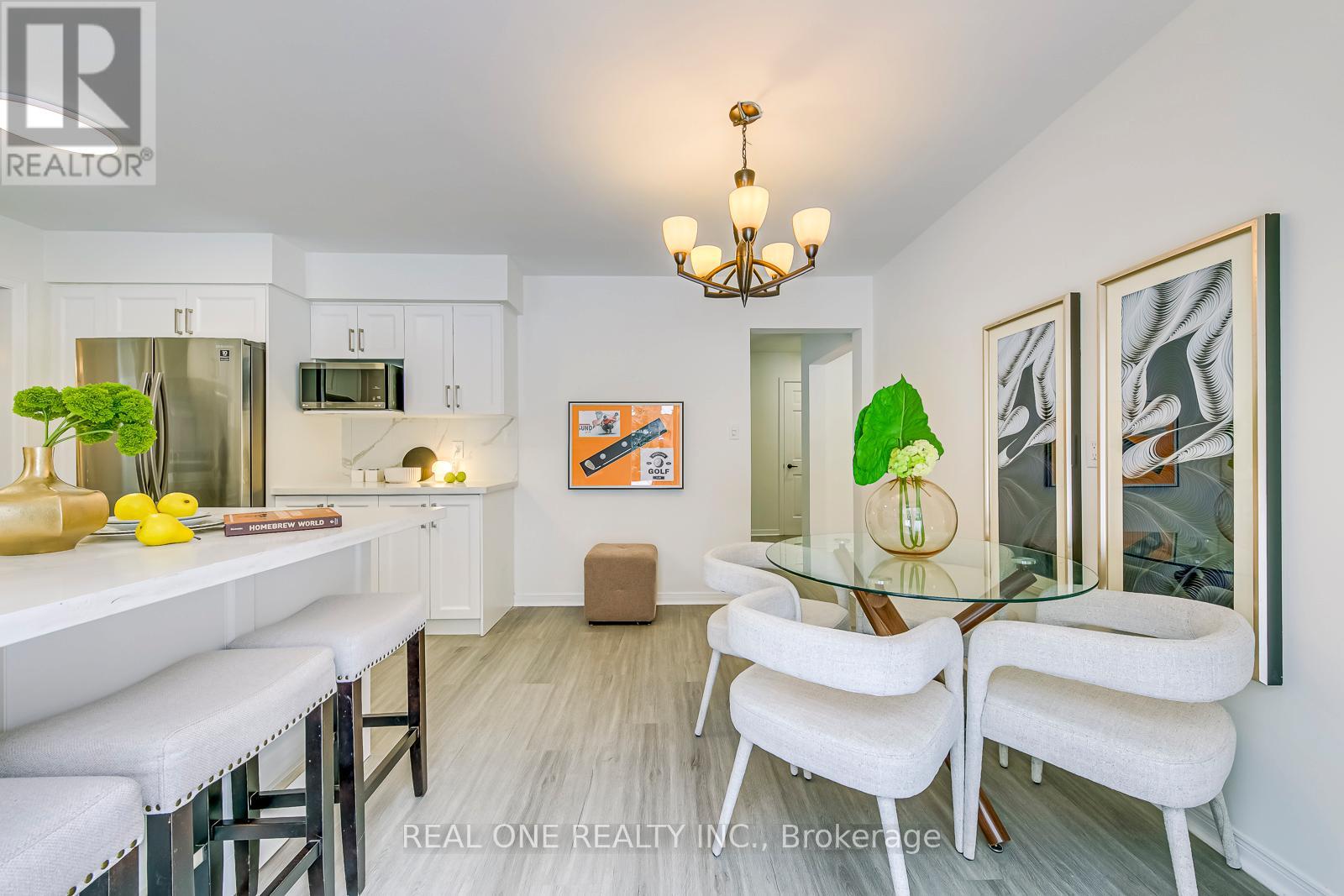 153 Cavendish Court, Oakville, Ontario  L6J 5S3 - Photo 15 - W12387484