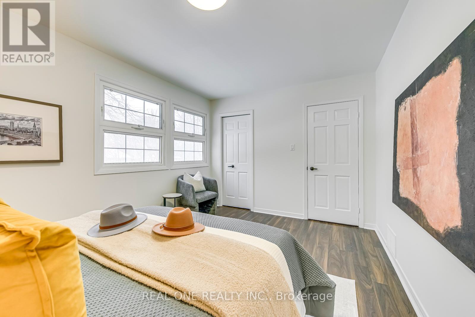 153 Cavendish Court, Oakville, Ontario  L6J 5S3 - Photo 35 - W12387484