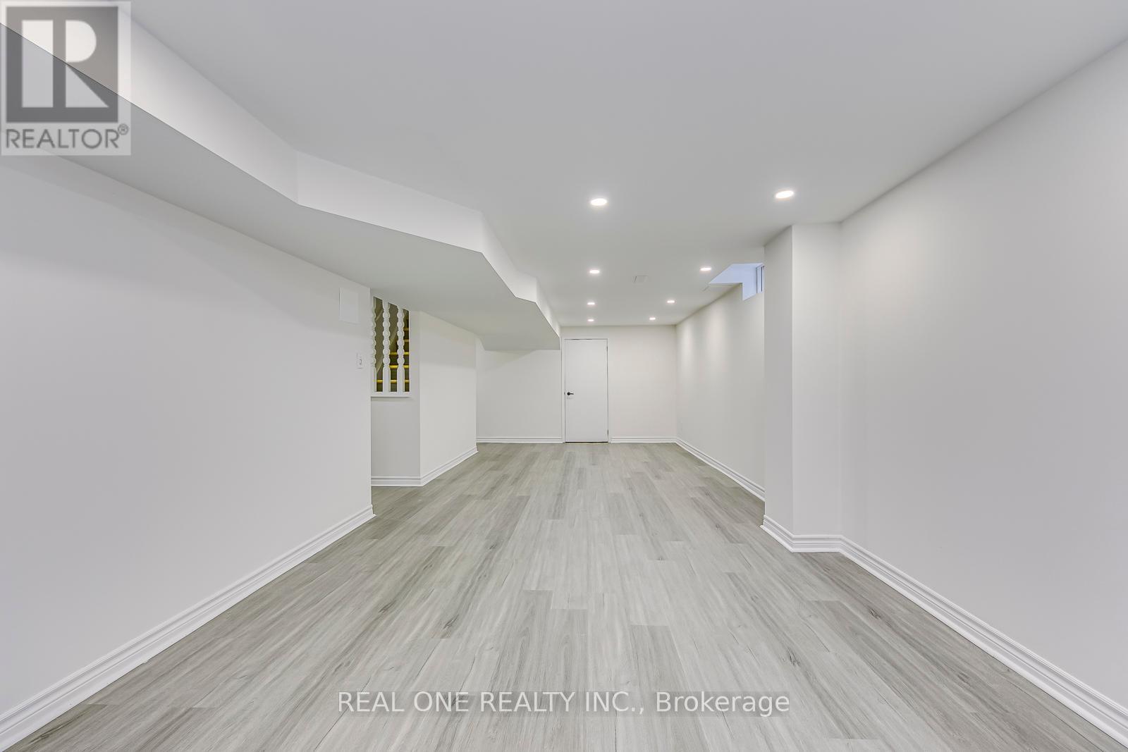 153 Cavendish Court, Oakville, Ontario  L6J 5S3 - Photo 39 - W12387484