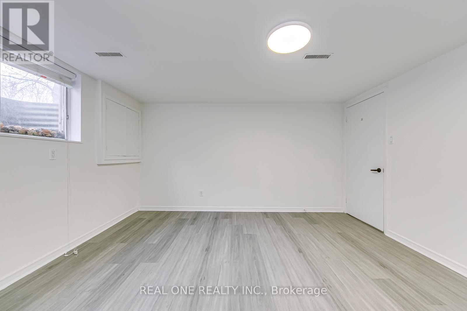 153 Cavendish Court, Oakville, Ontario  L6J 5S3 - Photo 42 - W12387484