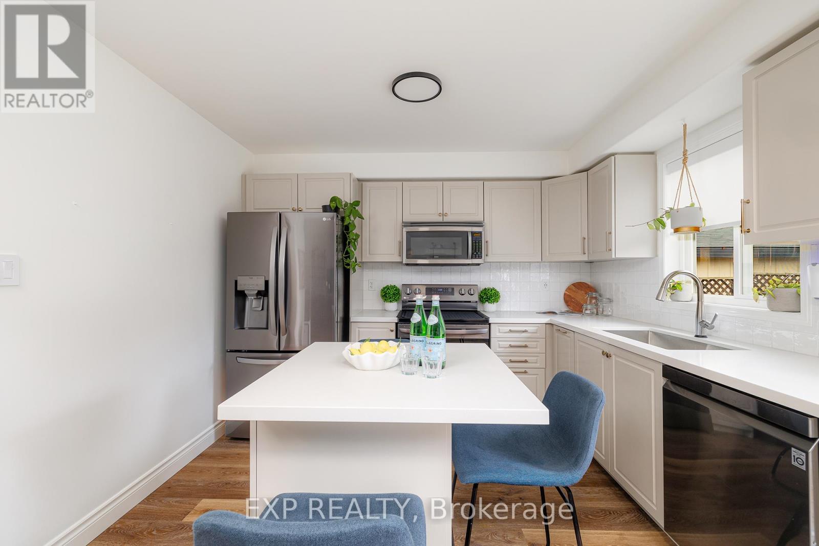 35 Hollinrake Avenue, Brantford, Ontario  N3T 0B6 - Photo 10 - X12387508