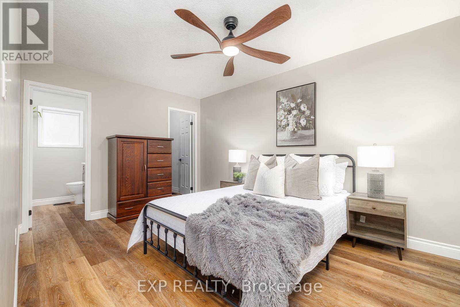 35 Hollinrake Avenue, Brantford, Ontario  N3T 0B6 - Photo 16 - X12387508