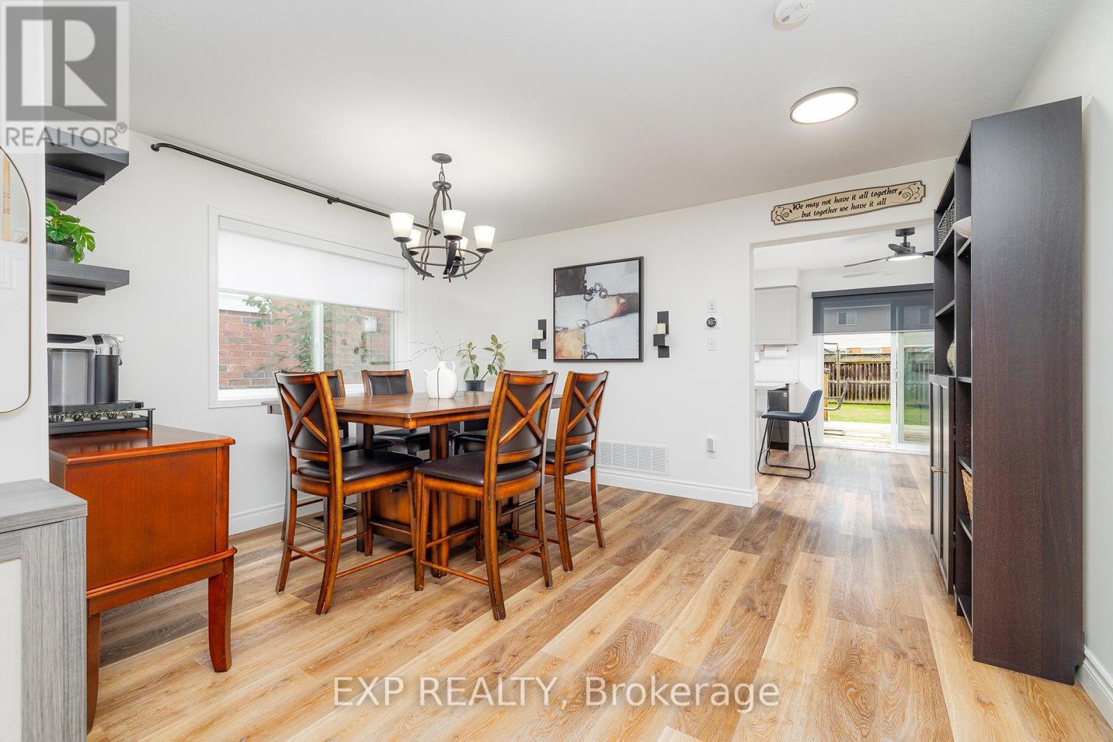 35 Hollinrake Avenue, Brantford, Ontario  N3T 0B6 - Photo 7 - X12387508