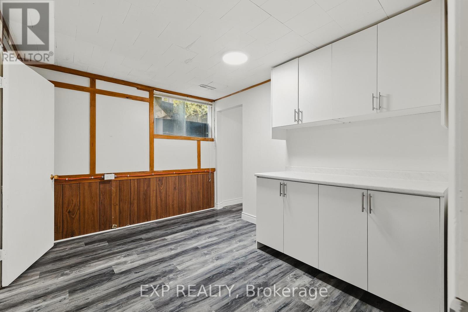 310 Southill Drive, Kitchener, Ontario  N2A 2R1 - Photo 14 - X12387510