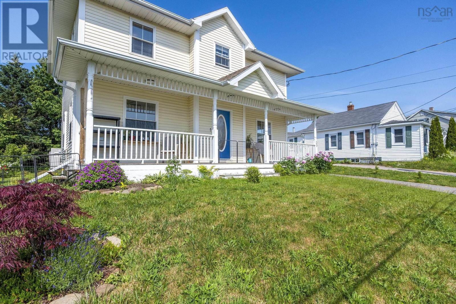 33 West Street, Digby, Nova Scotia  B0V 1A0 - Photo 3 - 202515946