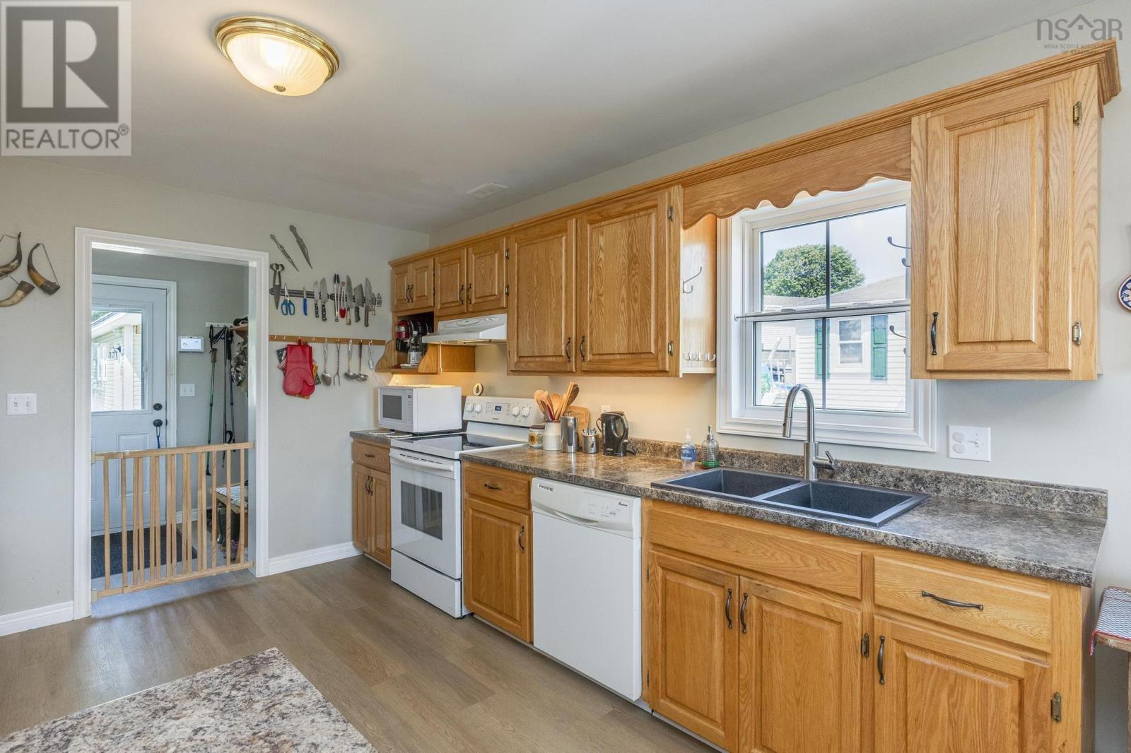 33 West Street, Digby, Nova Scotia  B0V 1A0 - Photo 12 - 202515946