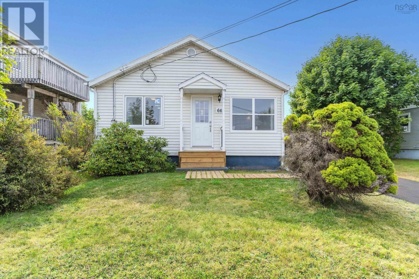 66 Woodland Avenue, Dartmouth, Nova Scotia