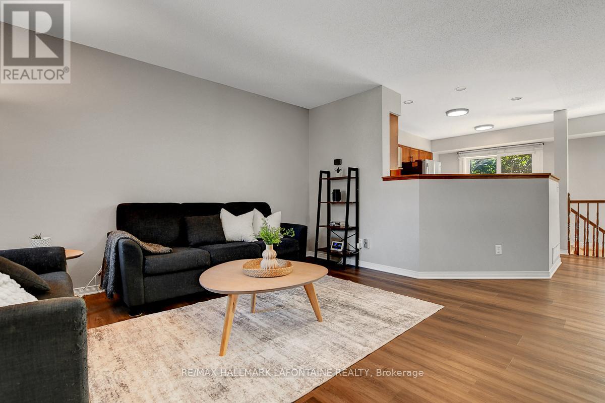 446 Lawler Crescent, Ottawa, Ontario  K4A 3Y3 - Photo 5 - X12387520