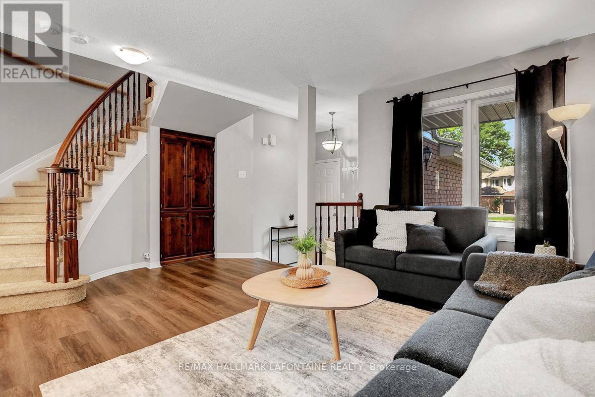 446 Lawler Crescent, Ottawa, Ontario  K4A 3Y3 - Photo 4 - X12387520