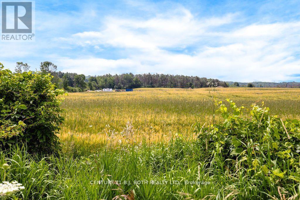 1511 Tay Point Road, Penetanguishene, Ontario  L9M 2C8 - Photo 14 - S12387525