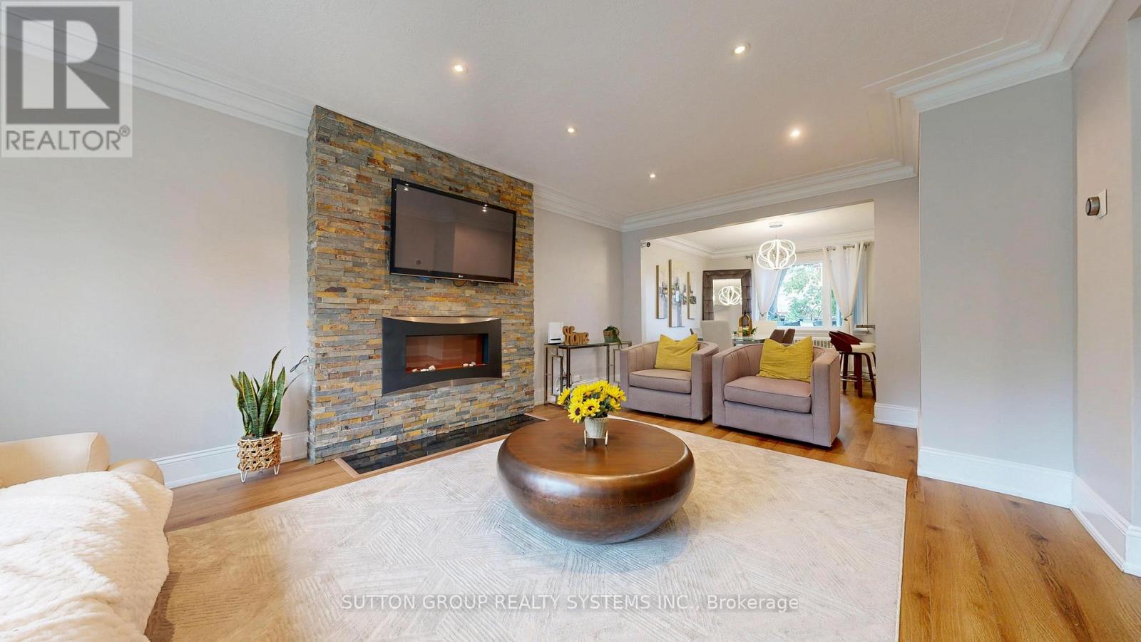 Property at 29 PEAREN STREET image 5