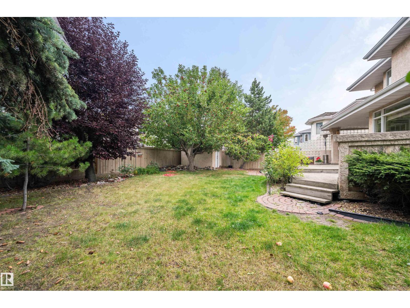 403 Twin Brooks Cr Nw, Edmonton, Alberta  T6J 6V2 - Photo 38 - E4456674