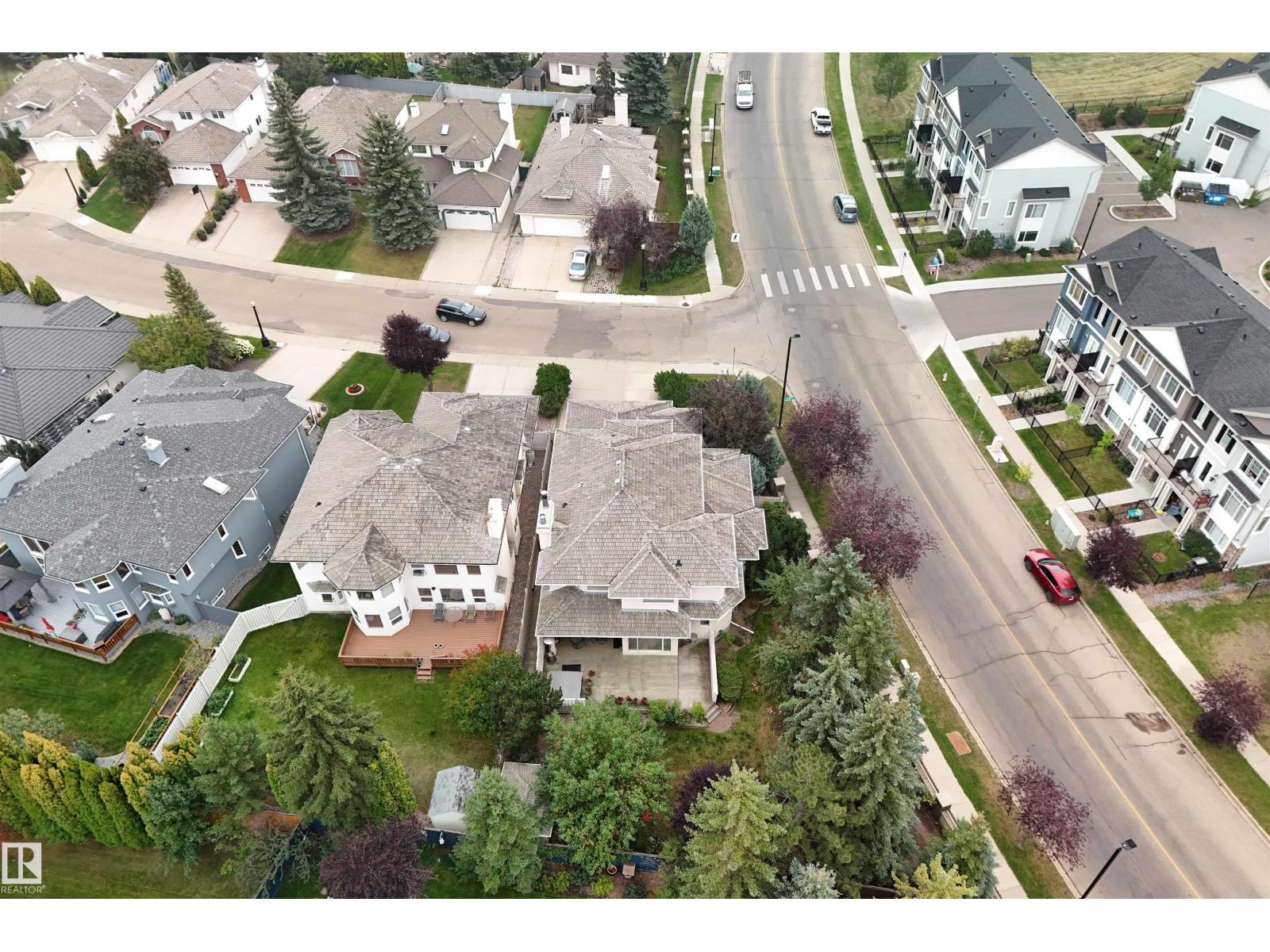 403 Twin Brooks Cr Nw, Edmonton, Alberta  T6J 6V2 - Photo 43 - E4456674