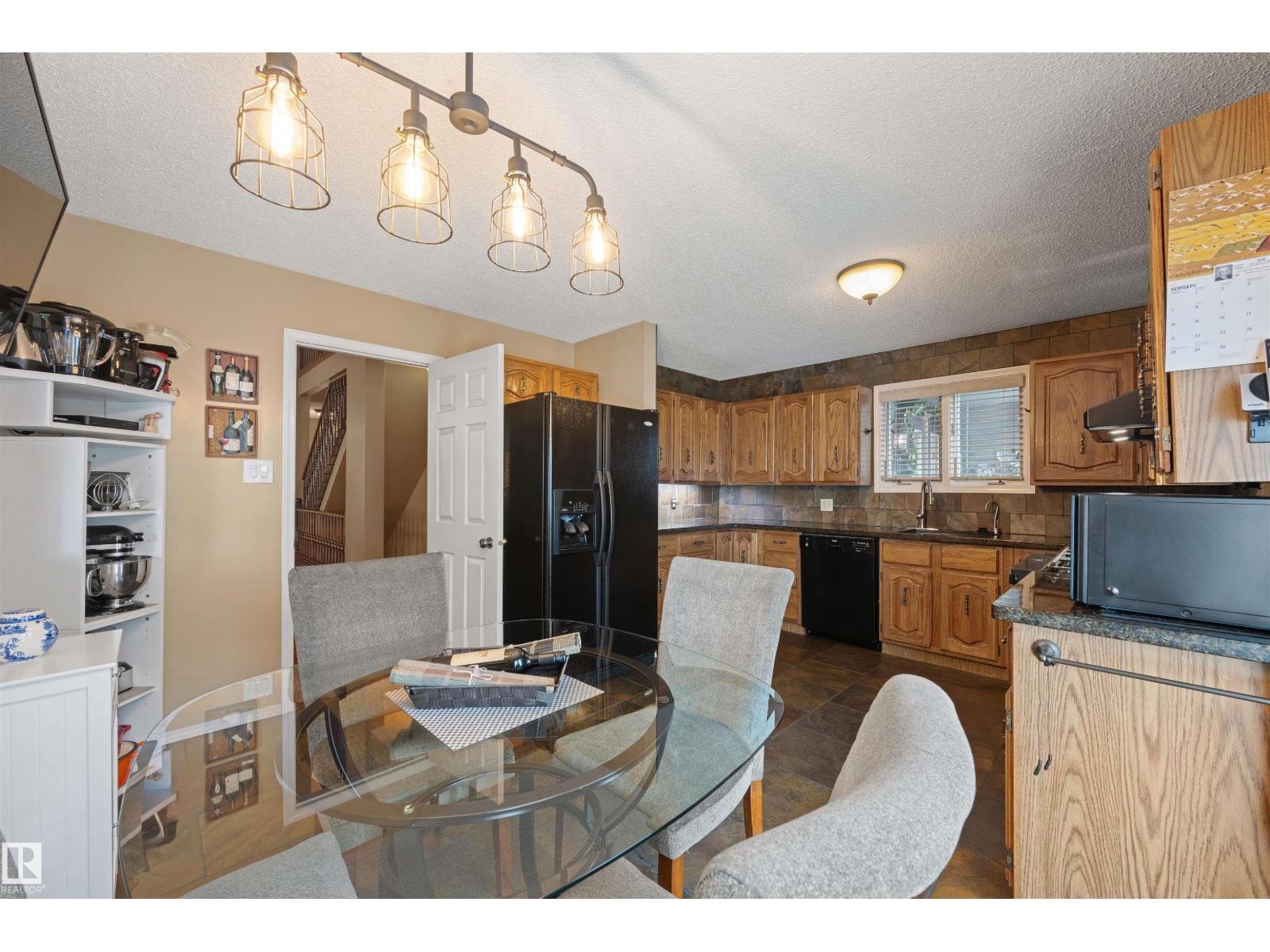 5912 177 St Nw, Edmonton, Alberta  T6M 1H8 - Photo 11 - E4456675