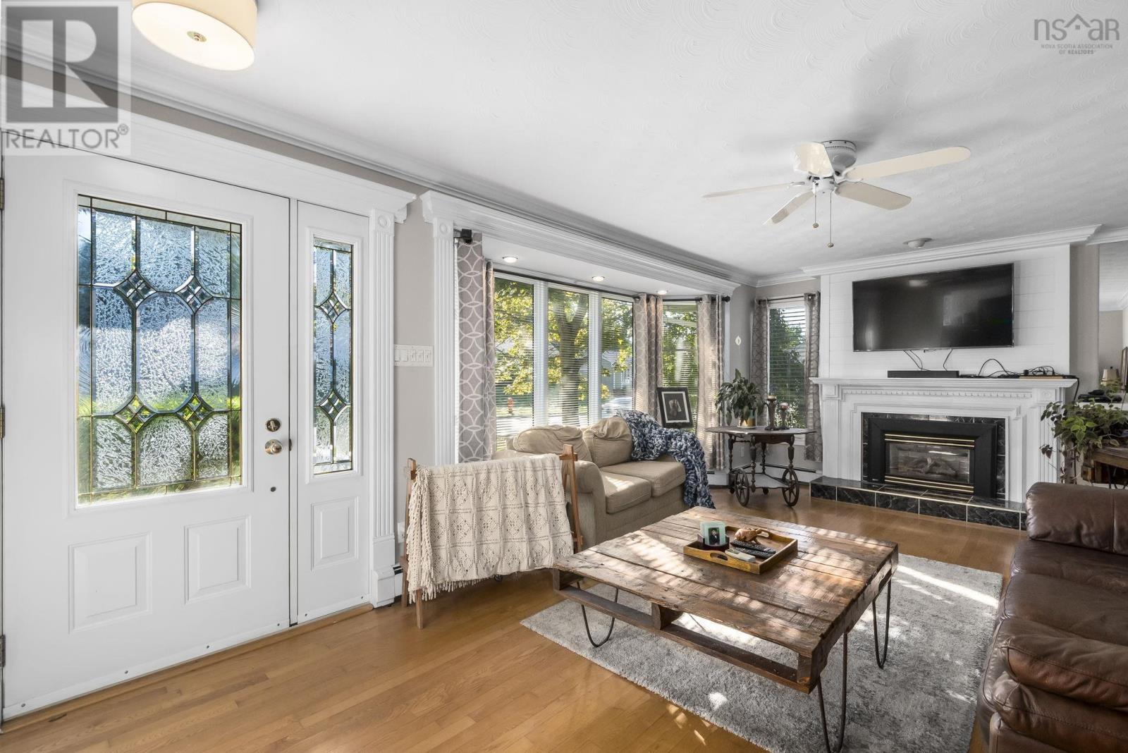 Property at 29 Ridgeview Drive image 3