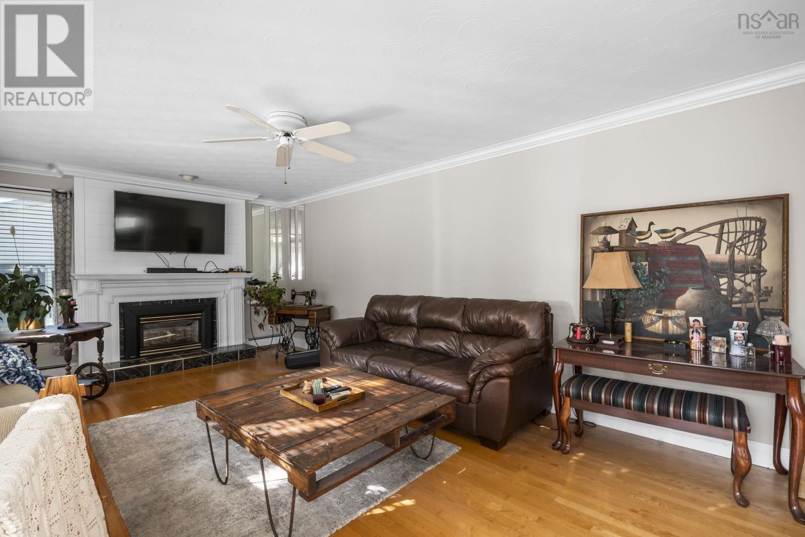 Property at 29 Ridgeview Drive image 4