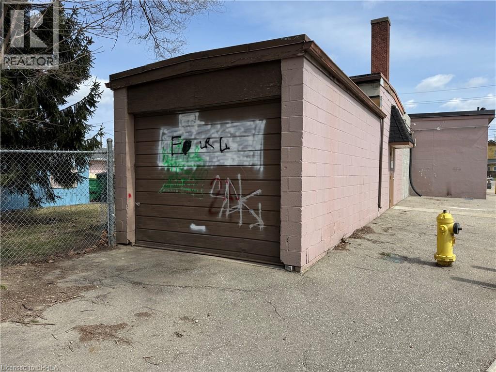 197 Erie Avenue Unit# Rear #1 & #2, Brantford, Ontario  N3S 2G8 - Photo 2 - 40716137