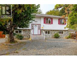 1311 Dangar Pl Glen Lake, Langford, Ca