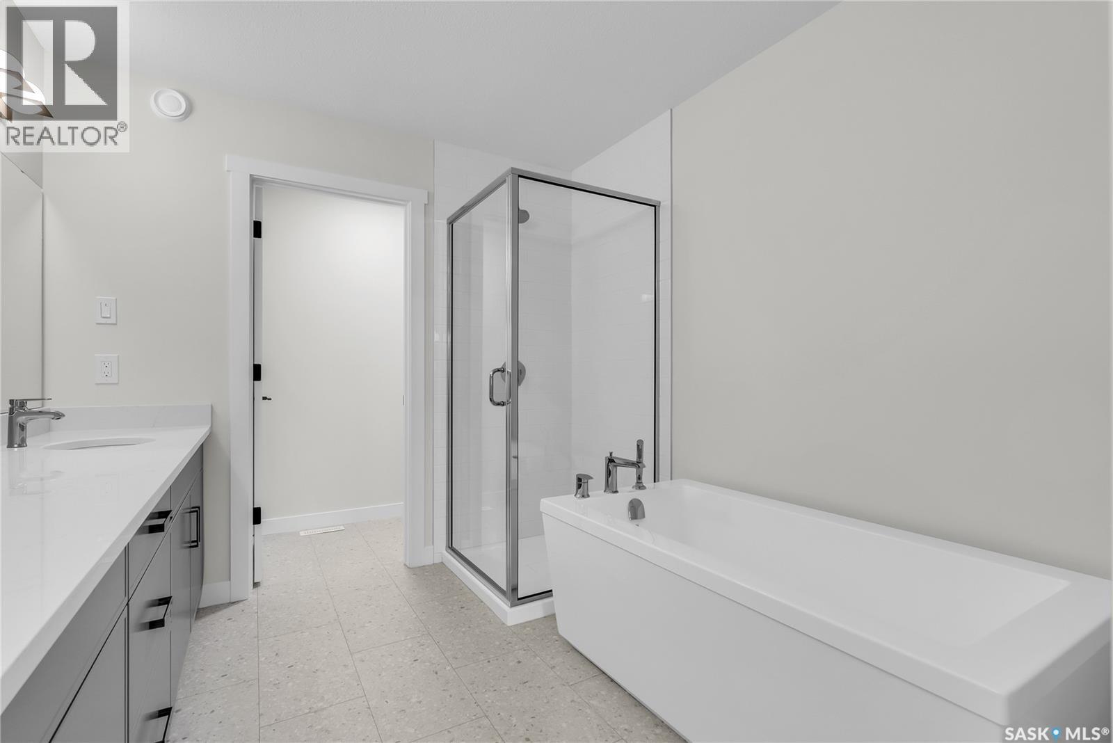 303 Asokan Street, Saskatoon, Saskatchewan  S7V 1S4 - Photo 28 - SK011963