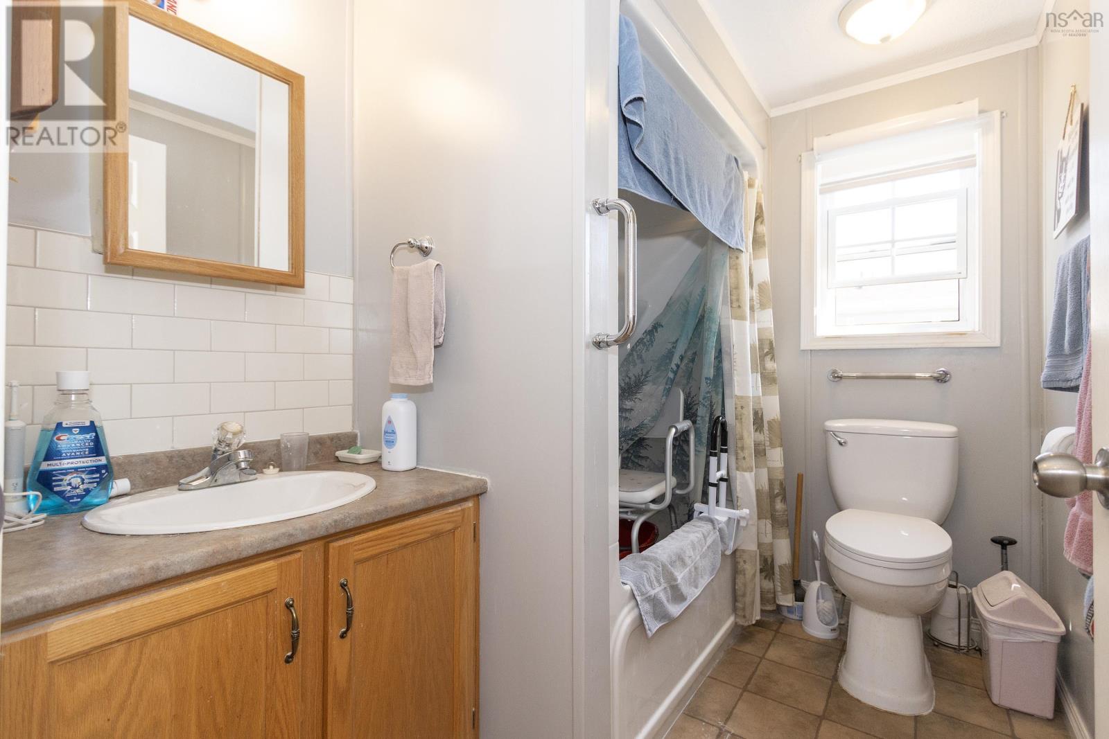 51 Pinehurst Street, Amherst, Nova Scotia  B4H 4X5 - Photo 22 - 202522476