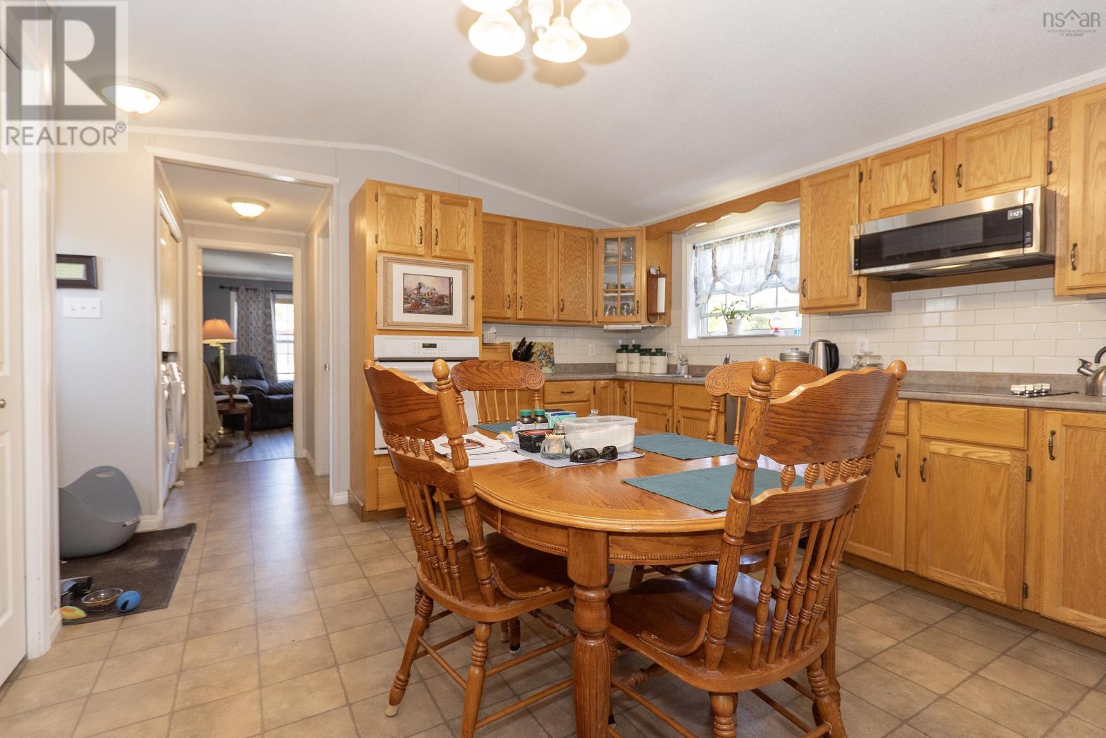 51 Pinehurst Street, Amherst, Nova Scotia  B4H 4X5 - Photo 9 - 202522476