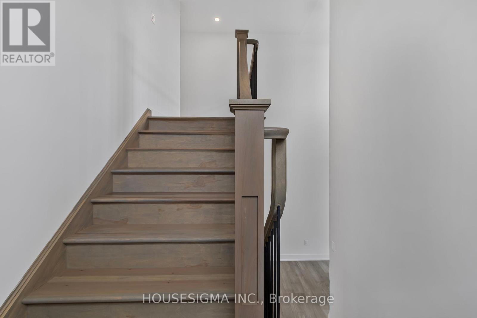 Photo 23 of 49 for 36 Kelly Drive