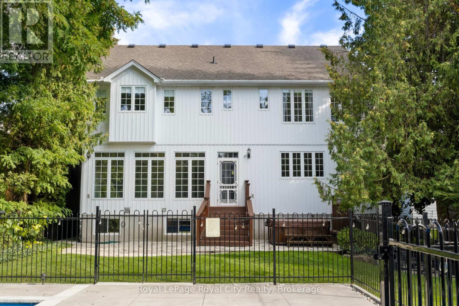 168 Palmer Street, Guelph (St. George's), Ontario  N1E 2R6 - Photo 40 - X12387561