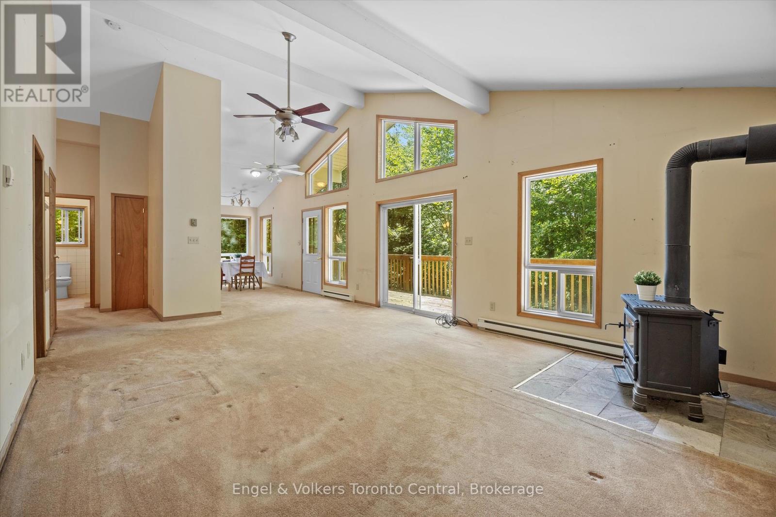 13 Hickory Crescent, Seguin, Ontario  P0C 1J0 - Photo 11 - X12387565