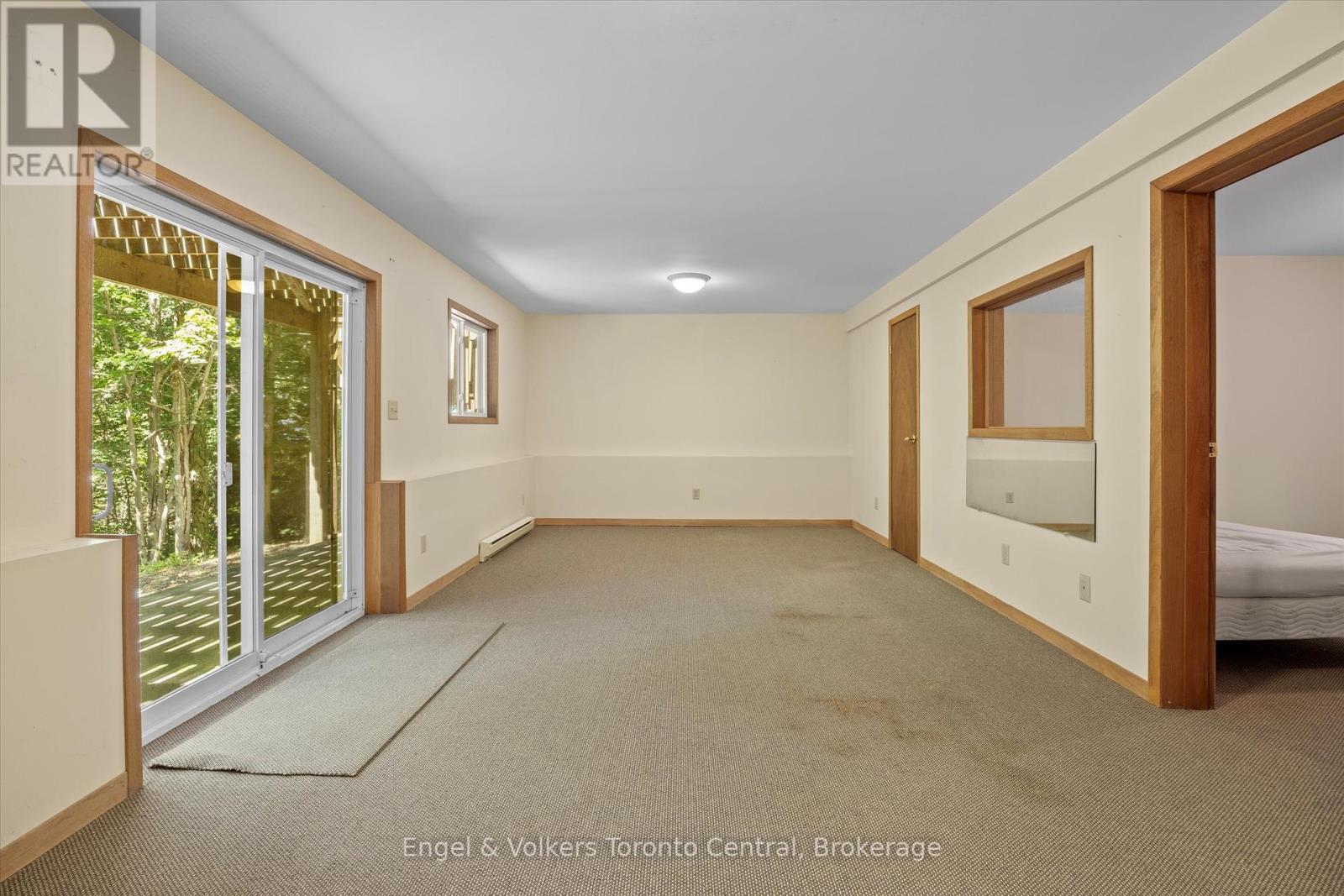 13 Hickory Crescent, Seguin, Ontario  P0C 1J0 - Photo 28 - X12387565