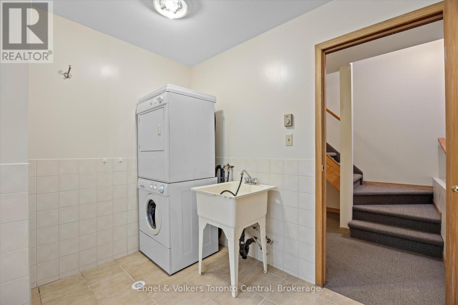 13 Hickory Crescent, Seguin, Ontario  P0C 1J0 - Photo 31 - X12387565