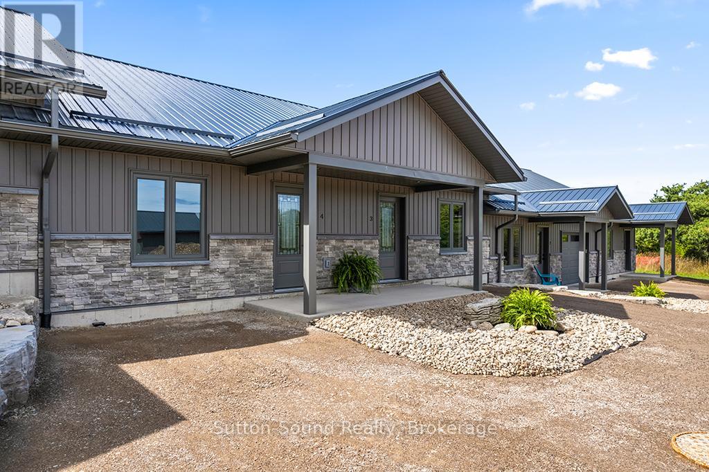 4 - 18 Maple Golf Crescent, Northern Bruce Peninsula, Ontario  N0H 2R0 - Photo 6 - X12387591
