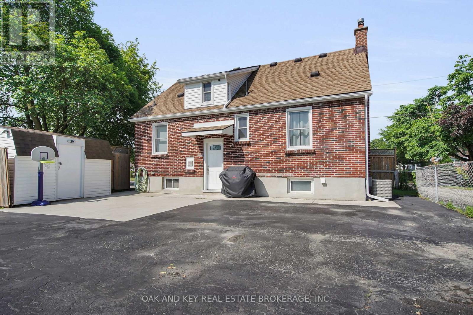 216 Vancouver Street, London East, Ontario  N5W 4R8 - Photo 32 - X12387567