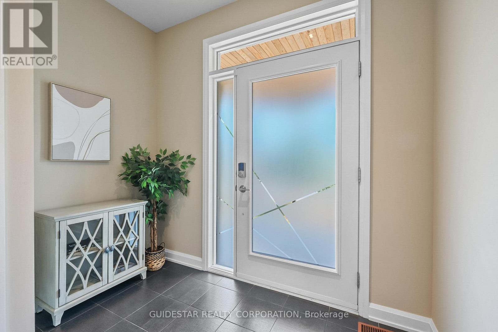 Property at 620 BRIDLEGLEN CRESCENT image 5