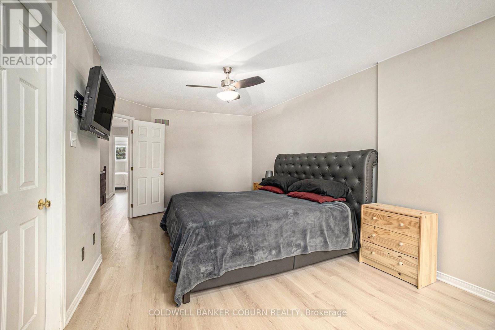 52 Blackdome Crescent, Ottawa, Ontario  K2T 1A9 - Photo 21 - X12387564