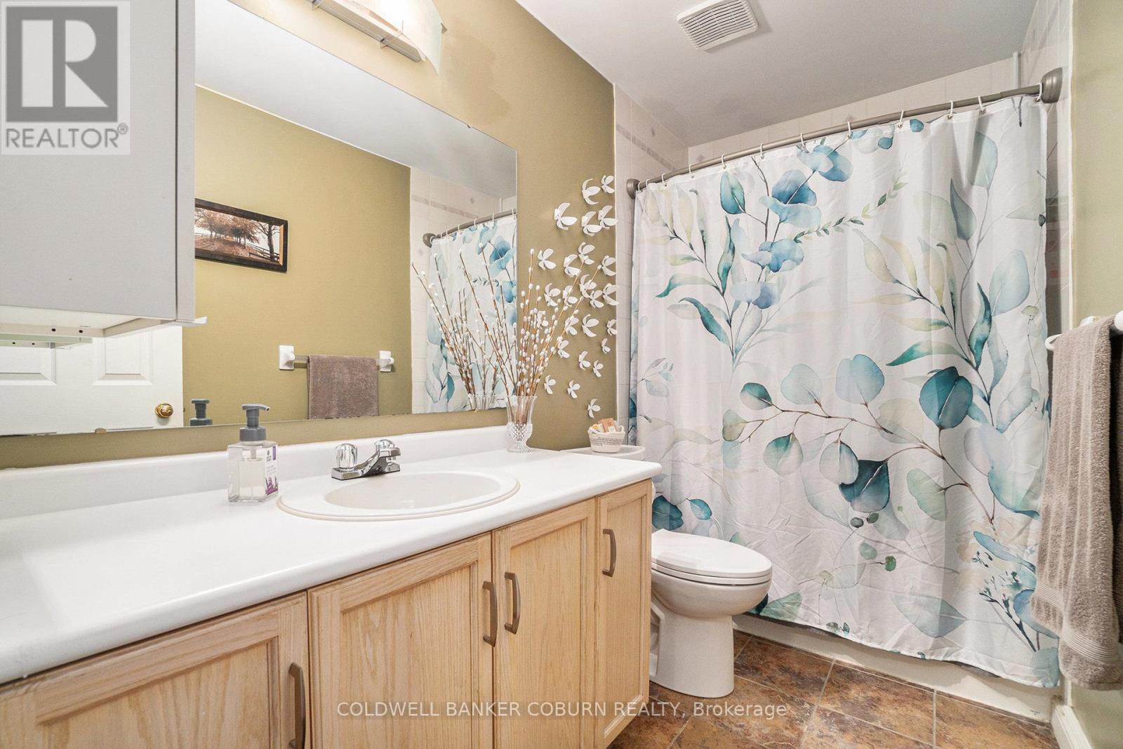52 Blackdome Crescent, Ottawa, Ontario  K2T 1A9 - Photo 22 - X12387564