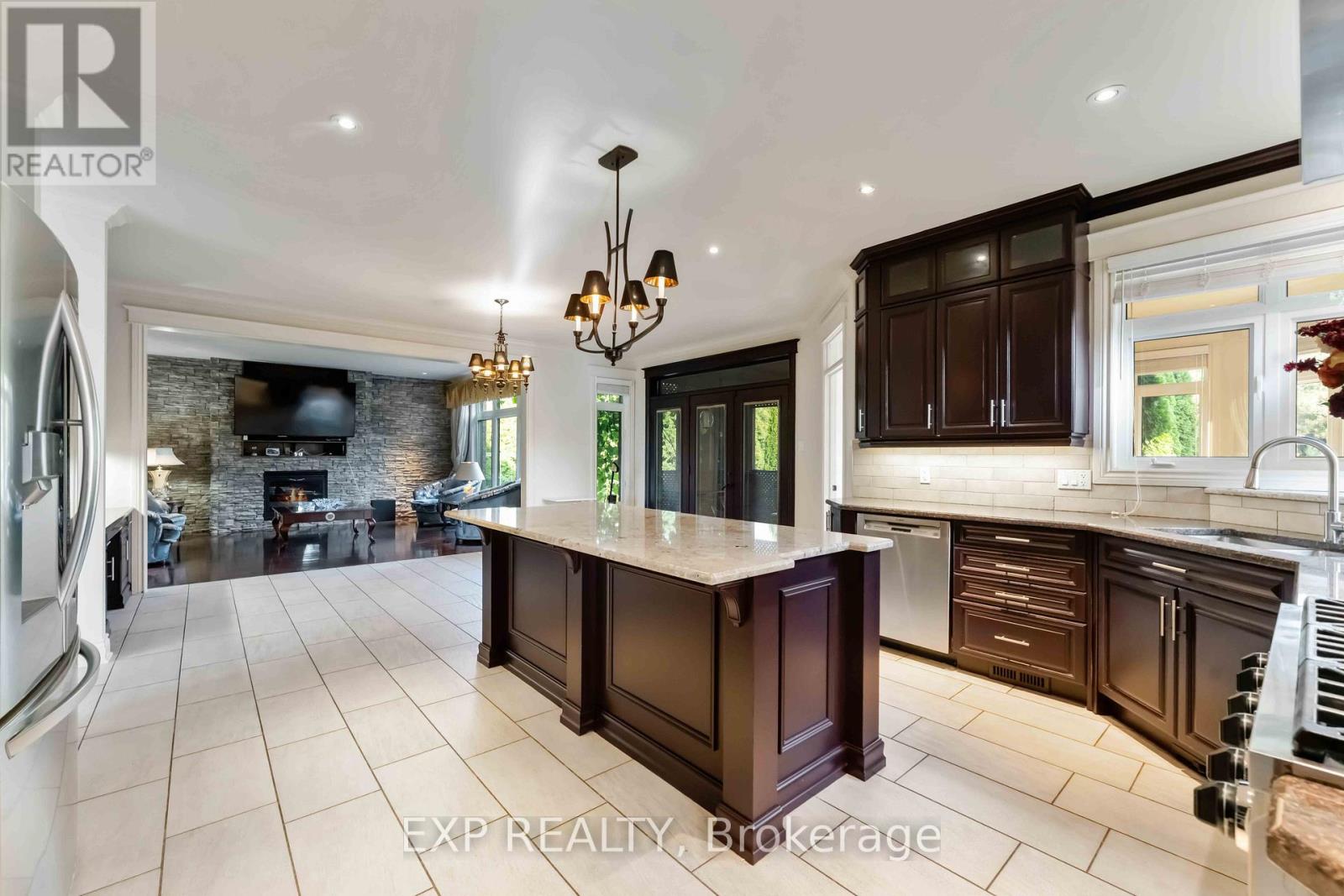 6984 Lakes Park Drive, Ottawa, Ontario  K4P 1P1 - Photo 9 - X12387605
