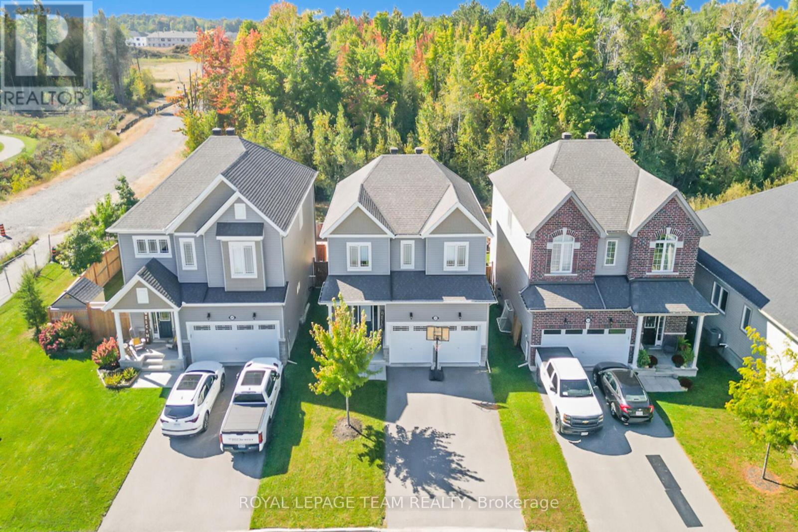 3202 Harvester Crescent, North Grenville, Ontario  K0G 1J0 - Photo 2 - X12387611