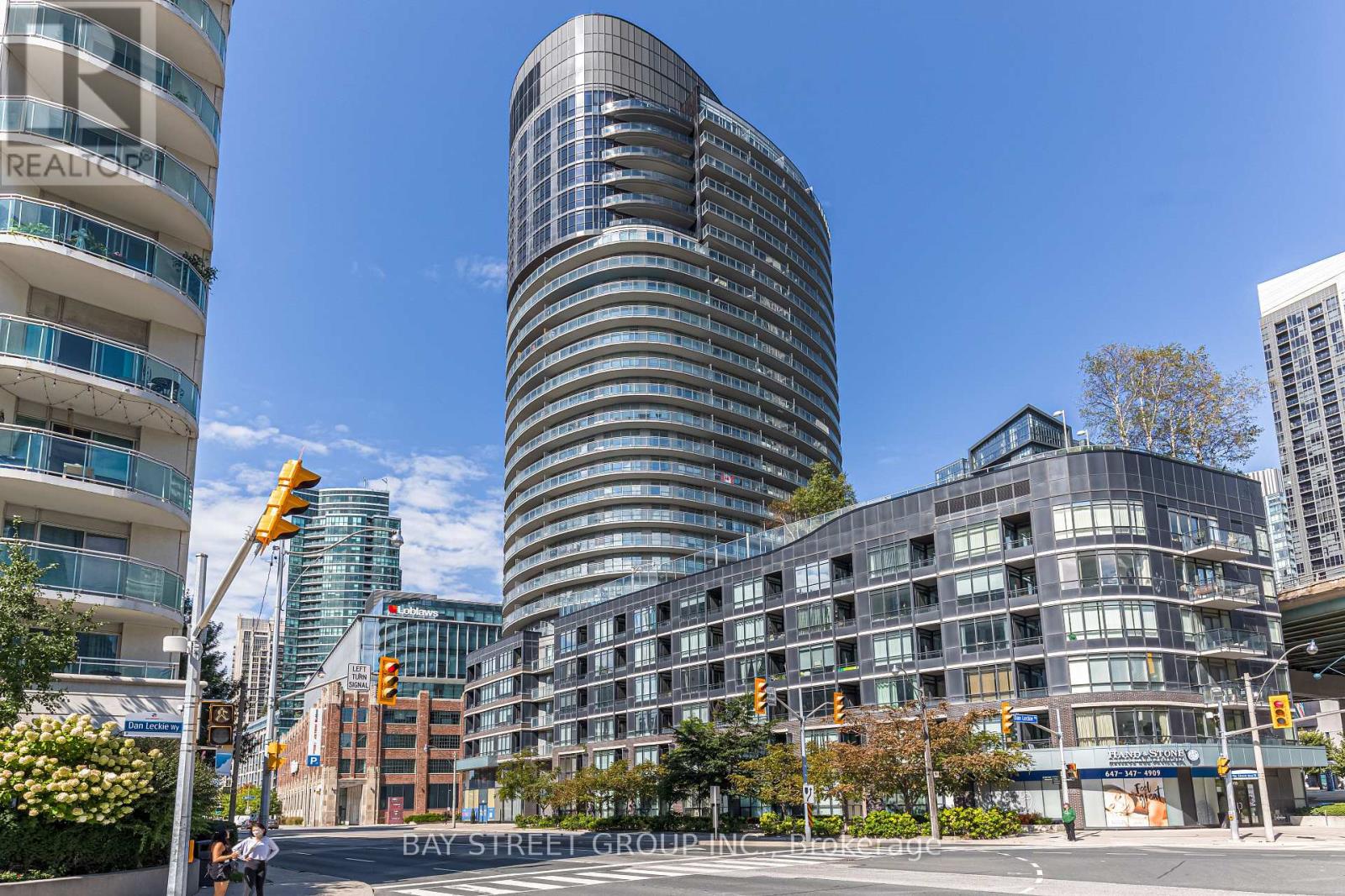 2807 - 38 DAN LECKIE WAY, Toronto, Ontario