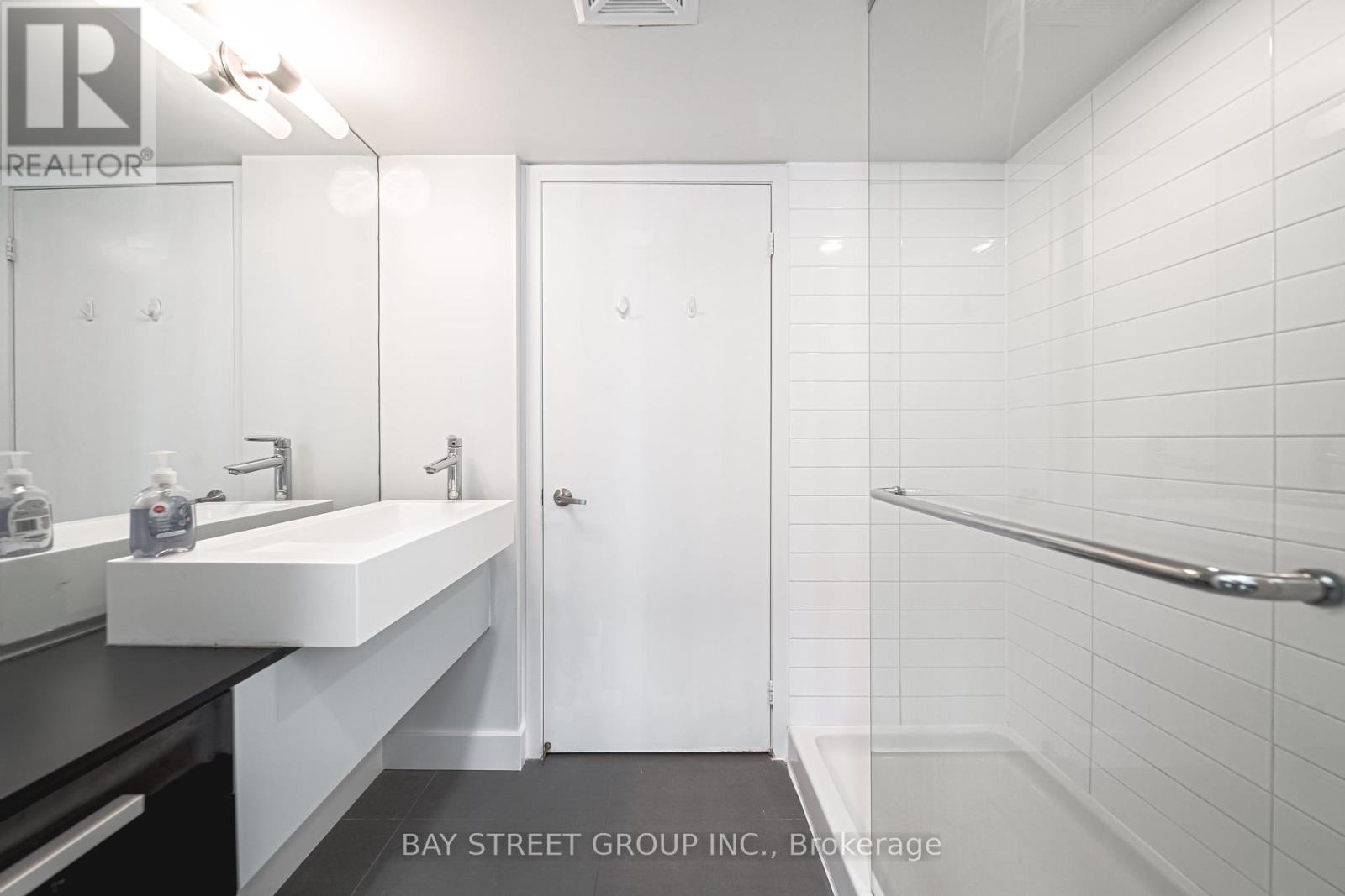 2807 - 38 Dan Leckie Way, Toronto, Ontario  M5V 2V6 - Photo 16 - C12382749