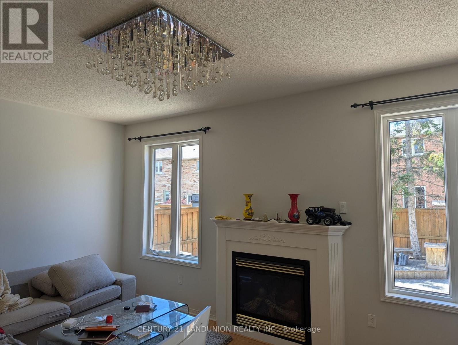 58 Stricker Avenue, Markham, Ontario  L6E 1N6 - Photo 17 - N12386170