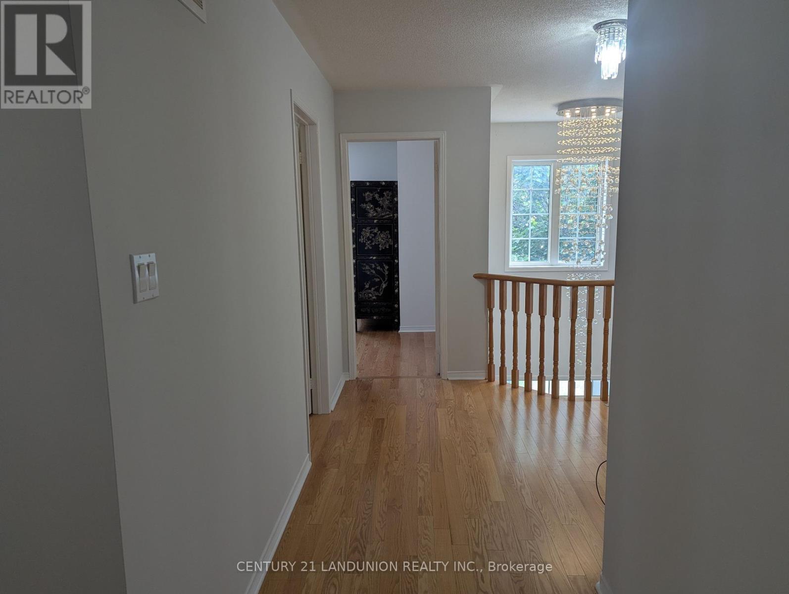58 Stricker Avenue, Markham, Ontario  L6E 1N6 - Photo 9 - N12386170