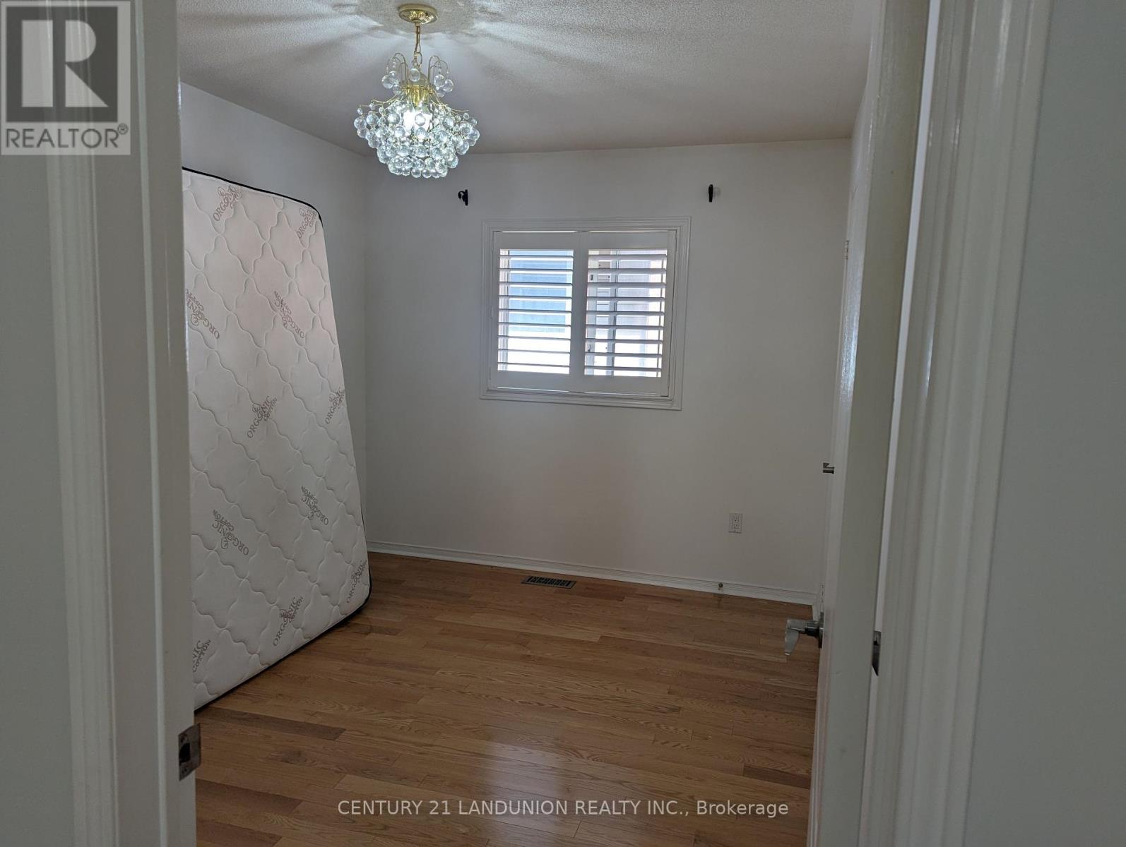 58 Stricker Avenue, Markham, Ontario  L6E 1N6 - Photo 14 - N12386170